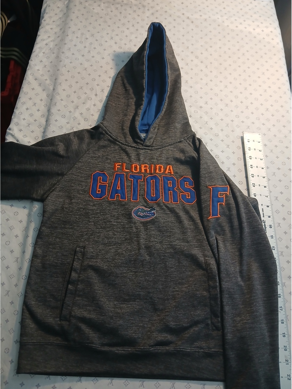 Colosseum Florida Gators Hoodie Gray Blue Youth Medium Pullover Sweatshirt